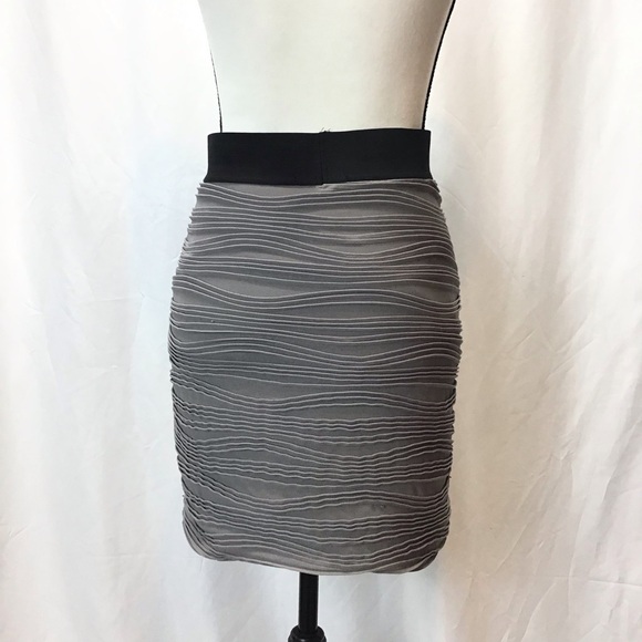 Forever 21 Juniors Taupe Ruched Stretch Pencil Mini Skirt - Picture 4 of 6
